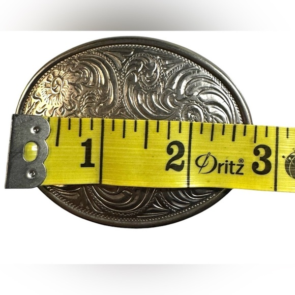 Western floral belt buckle, lightweight, pewter or flat silver tone - Picture 2 of 8